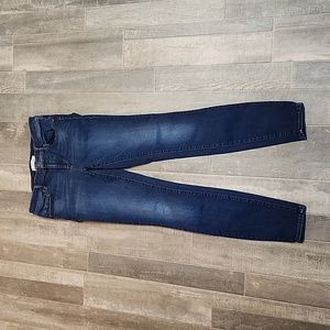 Ann Taylor brand skinny jeans